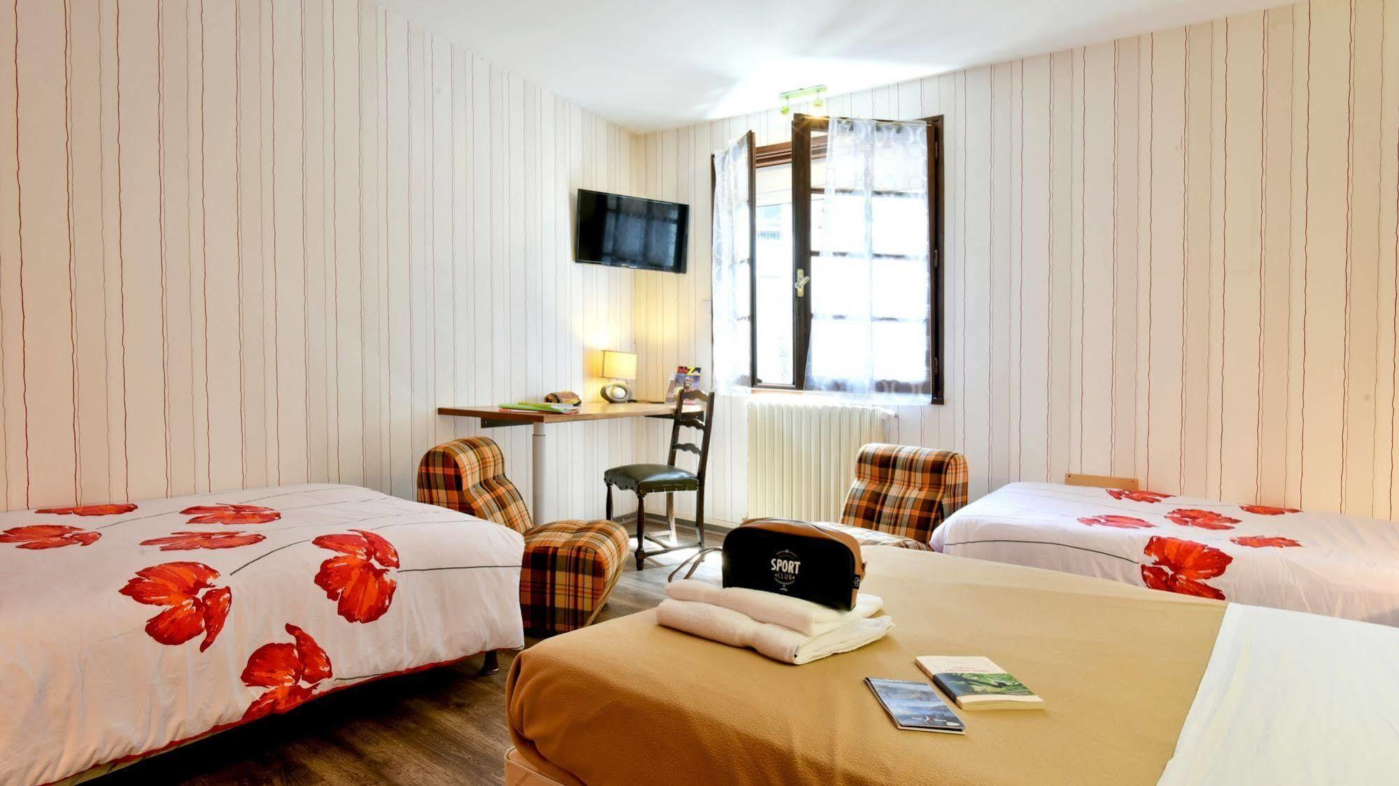Logis Hotel De France アルディ エクステリア 写真