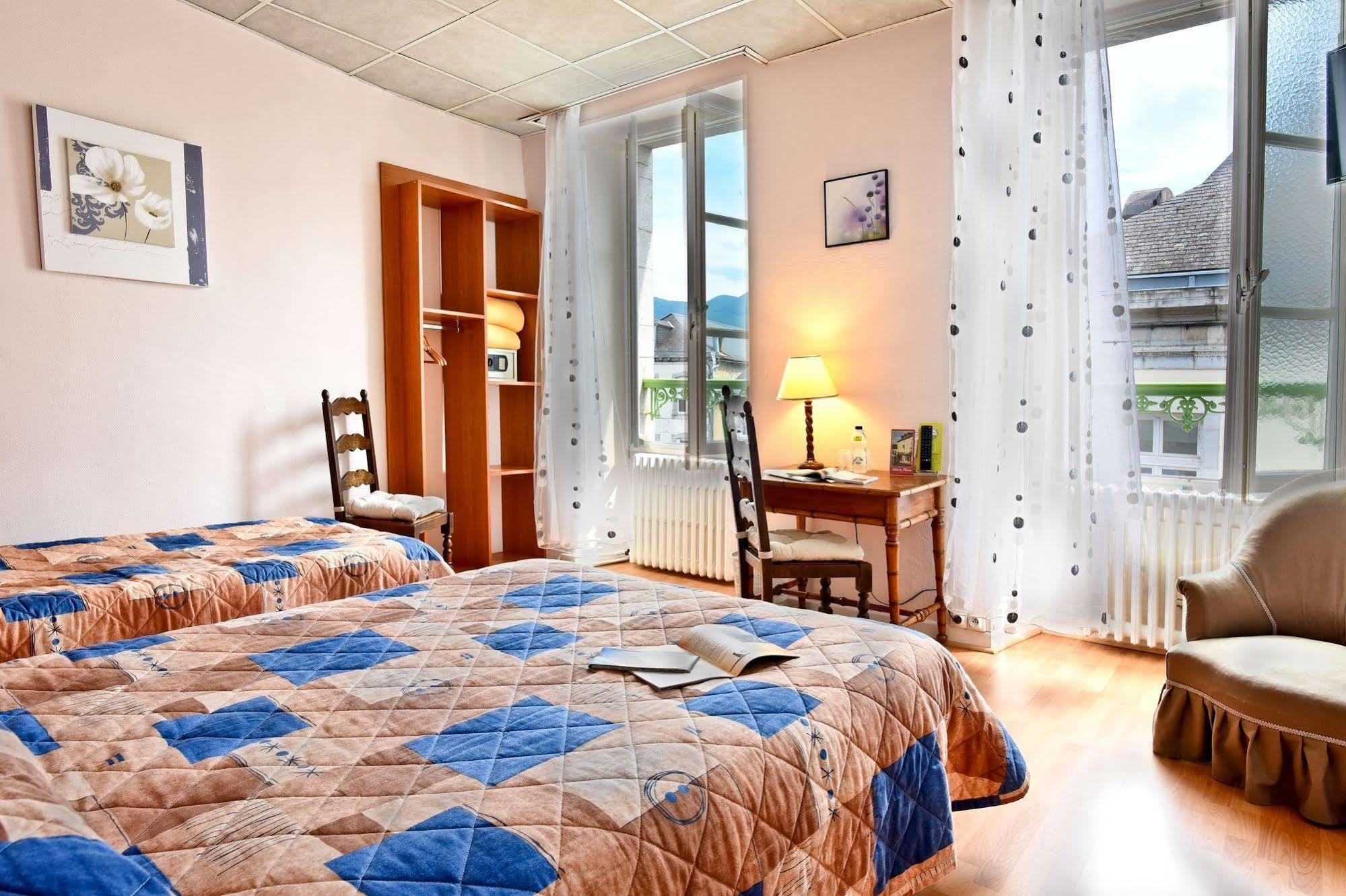 Logis Hotel De France アルディ エクステリア 写真
