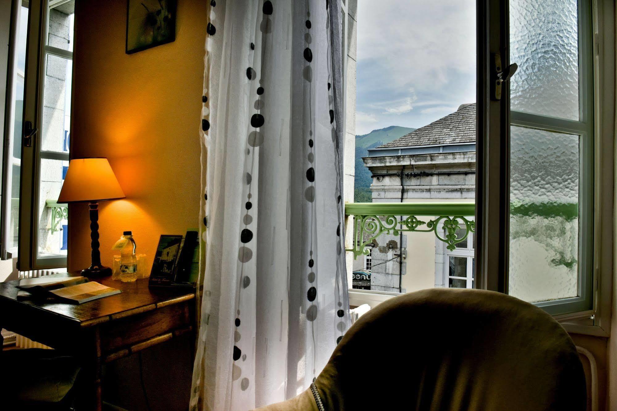 Logis Hotel De France アルディ エクステリア 写真