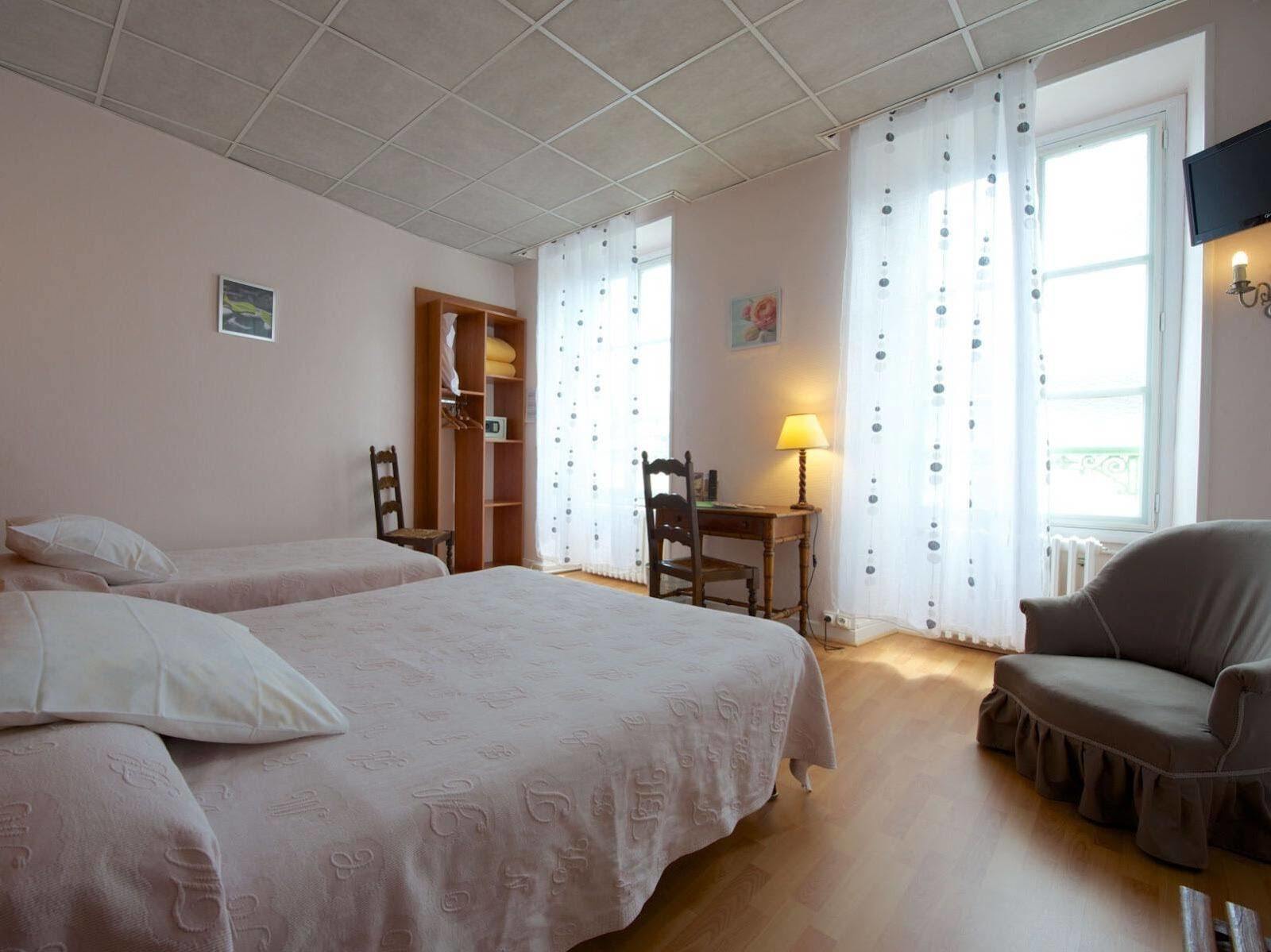 Logis Hotel De France アルディ エクステリア 写真