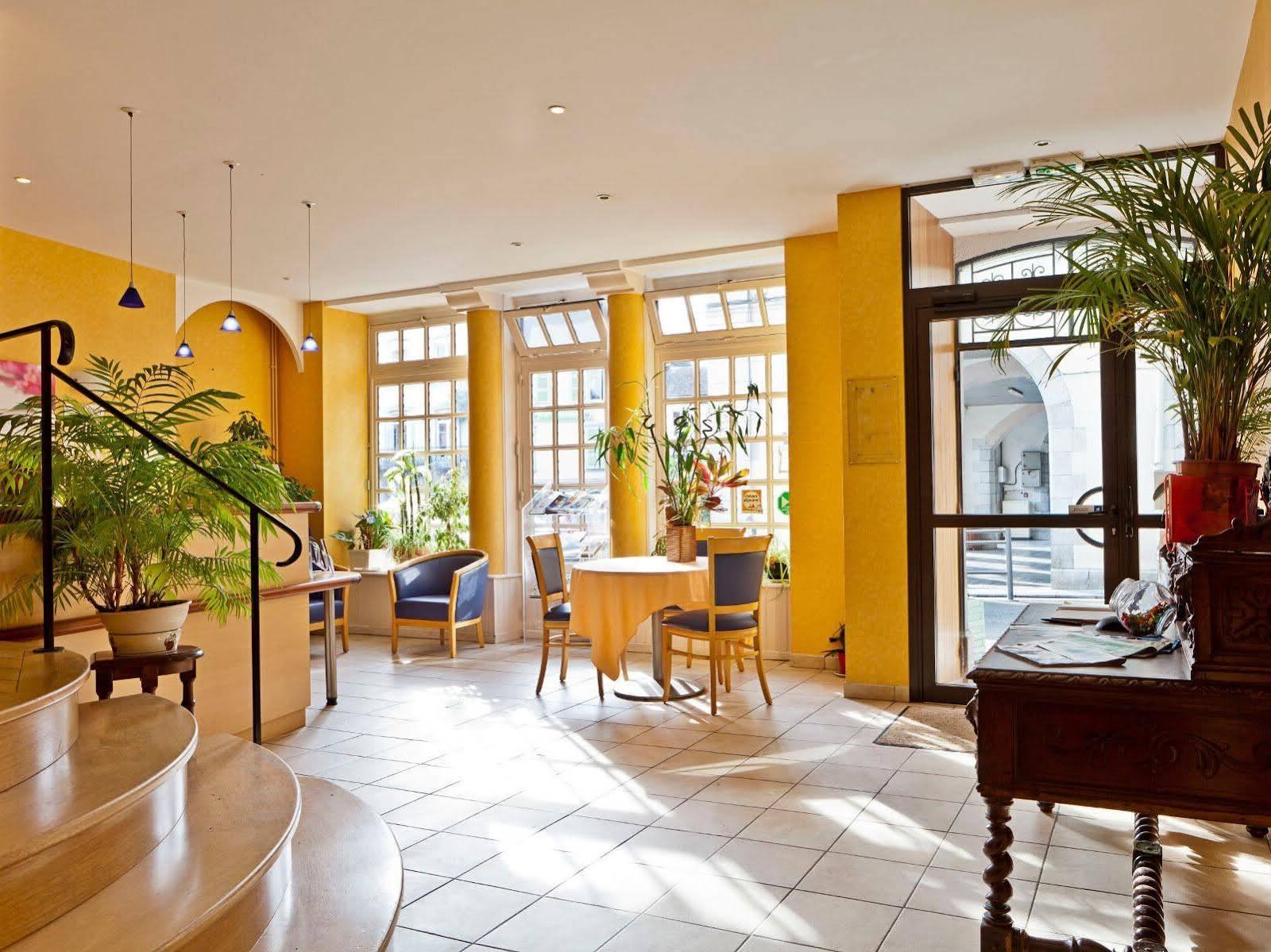 Logis Hotel De France アルディ エクステリア 写真